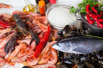 Có nên ăn hải sản thường xuyên hay không?